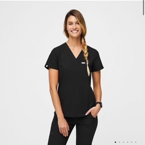 FIGS- Catarina one pocket scrub top